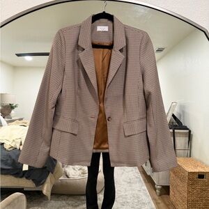 Sage Women's Neutral Checkered Blazer